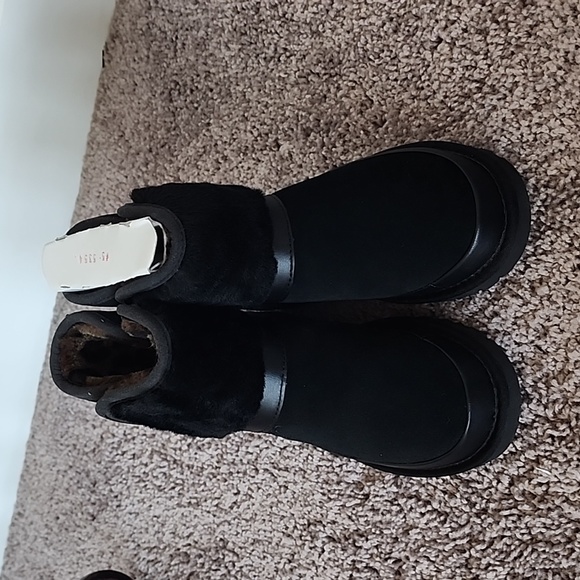 UGG black short classic boot leopard lining bow in back-5 - Picture 2 of 13